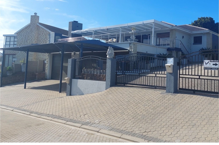 3 Bedroom Property for Sale in Bergsig Western Cape